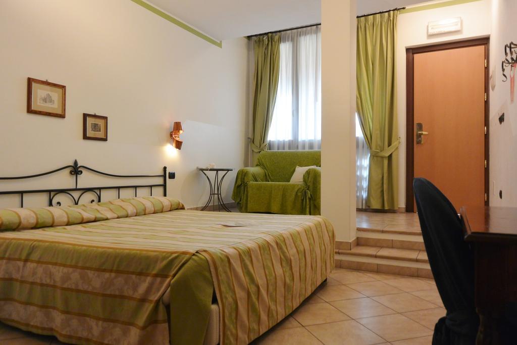 Hotel Ristorante Italia Certosa di Pavia Εξωτερικό φωτογραφία