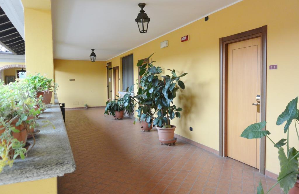 Hotel Ristorante Italia Certosa di Pavia Εξωτερικό φωτογραφία