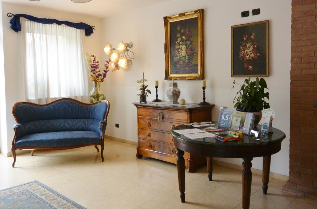 Hotel Ristorante Italia Certosa di Pavia Εξωτερικό φωτογραφία
