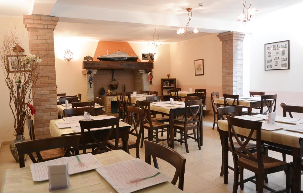 Hotel Ristorante Italia Certosa di Pavia Εξωτερικό φωτογραφία